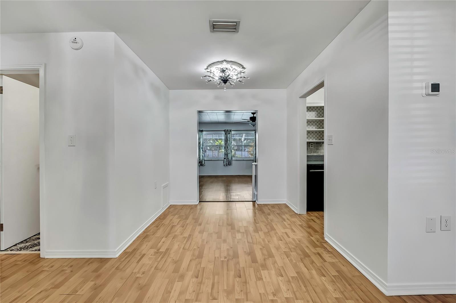 1322 W KNOLLWOOD ST, TAMPA, FL, 33604