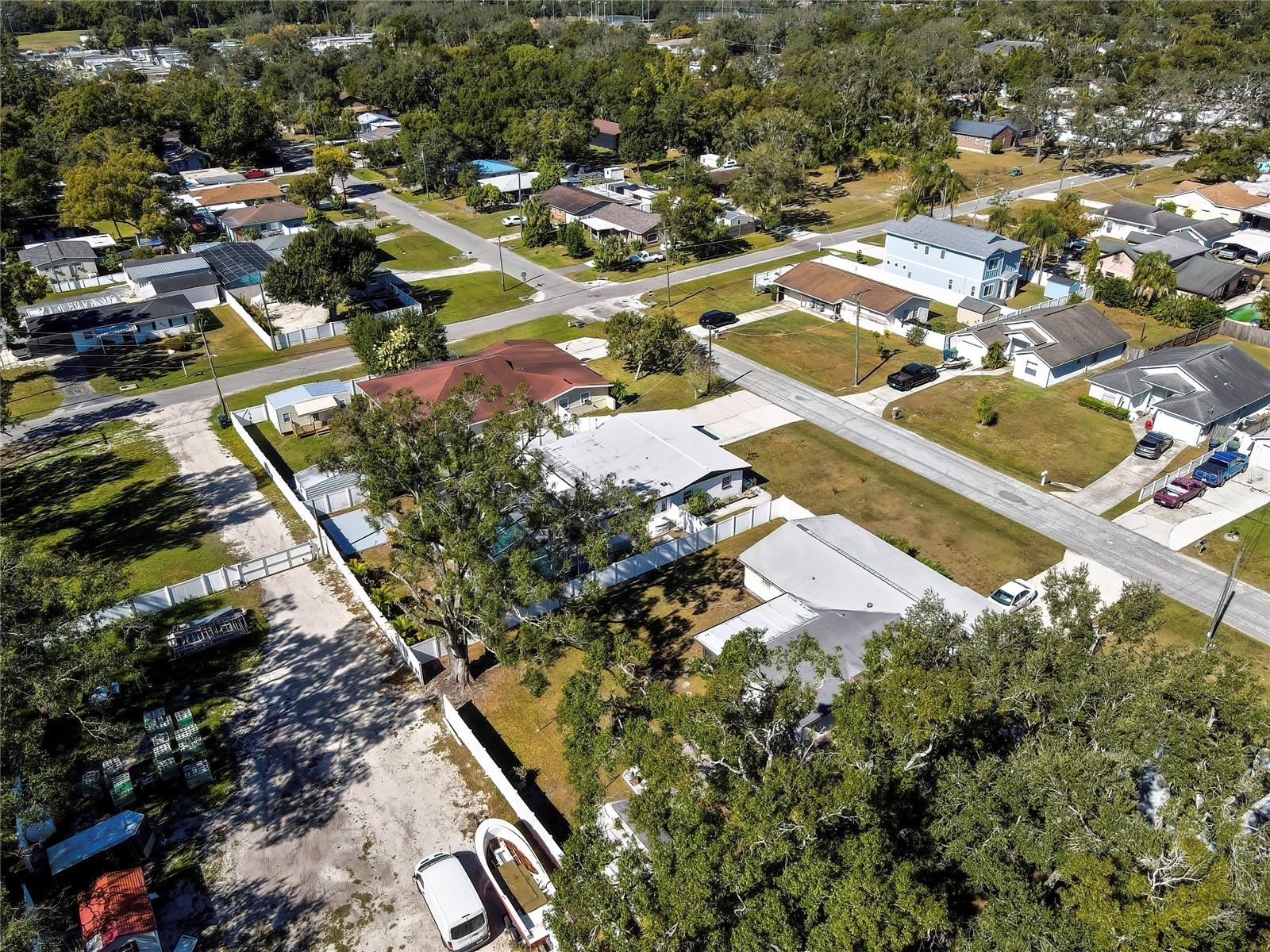 1322 W KNOLLWOOD ST, TAMPA, FL, 33604