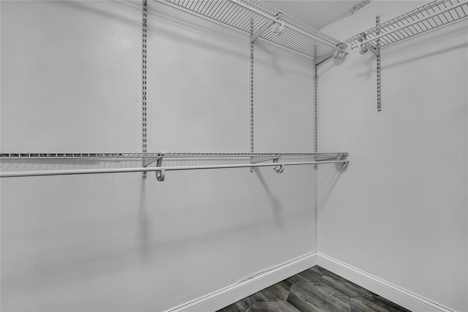 1322 W KNOLLWOOD ST, TAMPA, FL, 33604