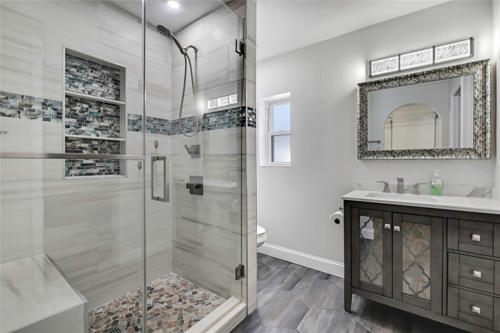 1322 W KNOLLWOOD ST, TAMPA, FL, 33604