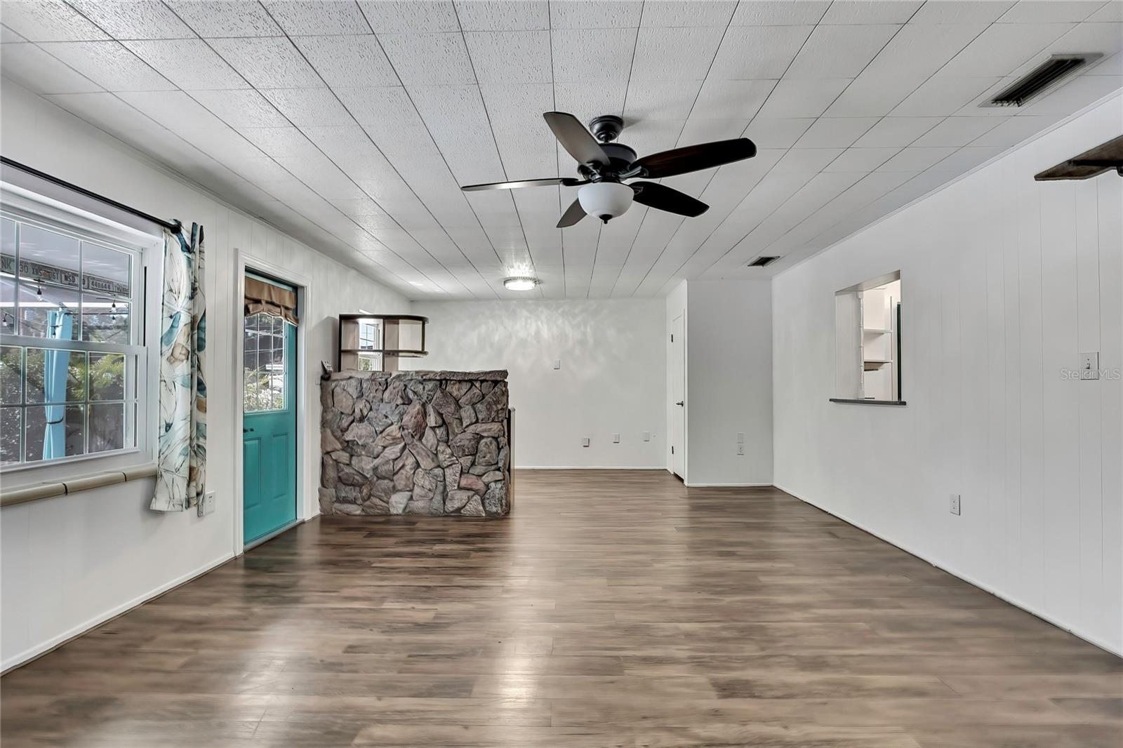 1322 W KNOLLWOOD ST, TAMPA, FL, 33604