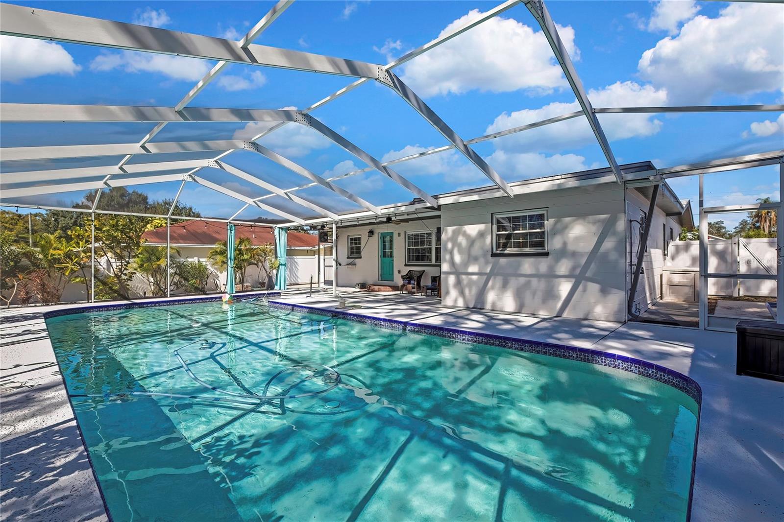 1322 W KNOLLWOOD ST, TAMPA, FL, 33604