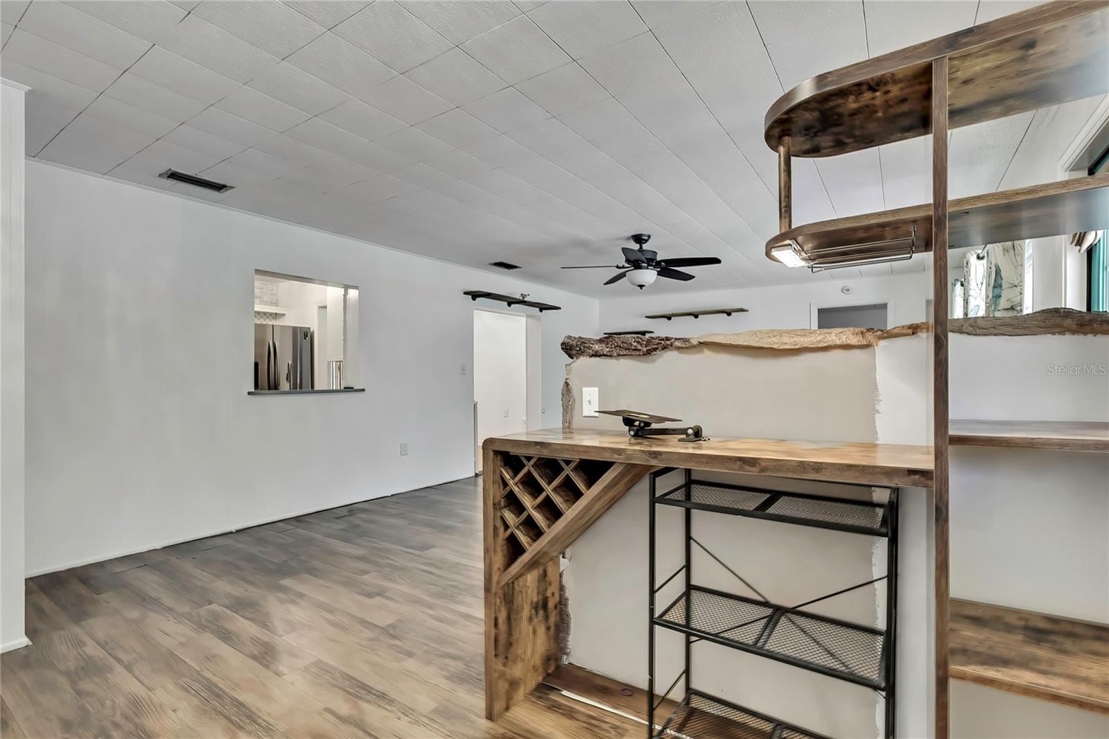 1322 W KNOLLWOOD ST, TAMPA, FL, 33604