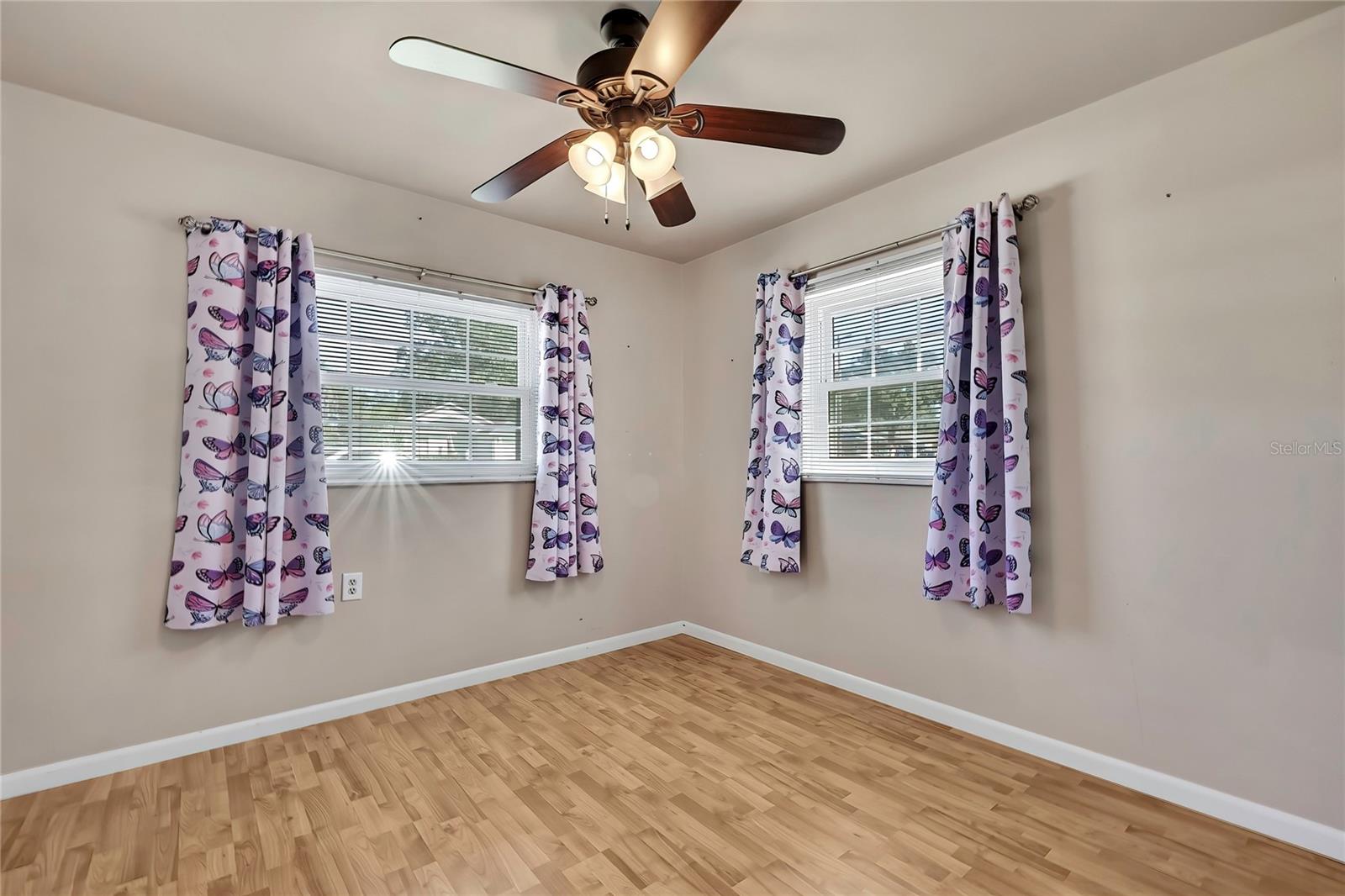 1322 W KNOLLWOOD ST, TAMPA, FL, 33604