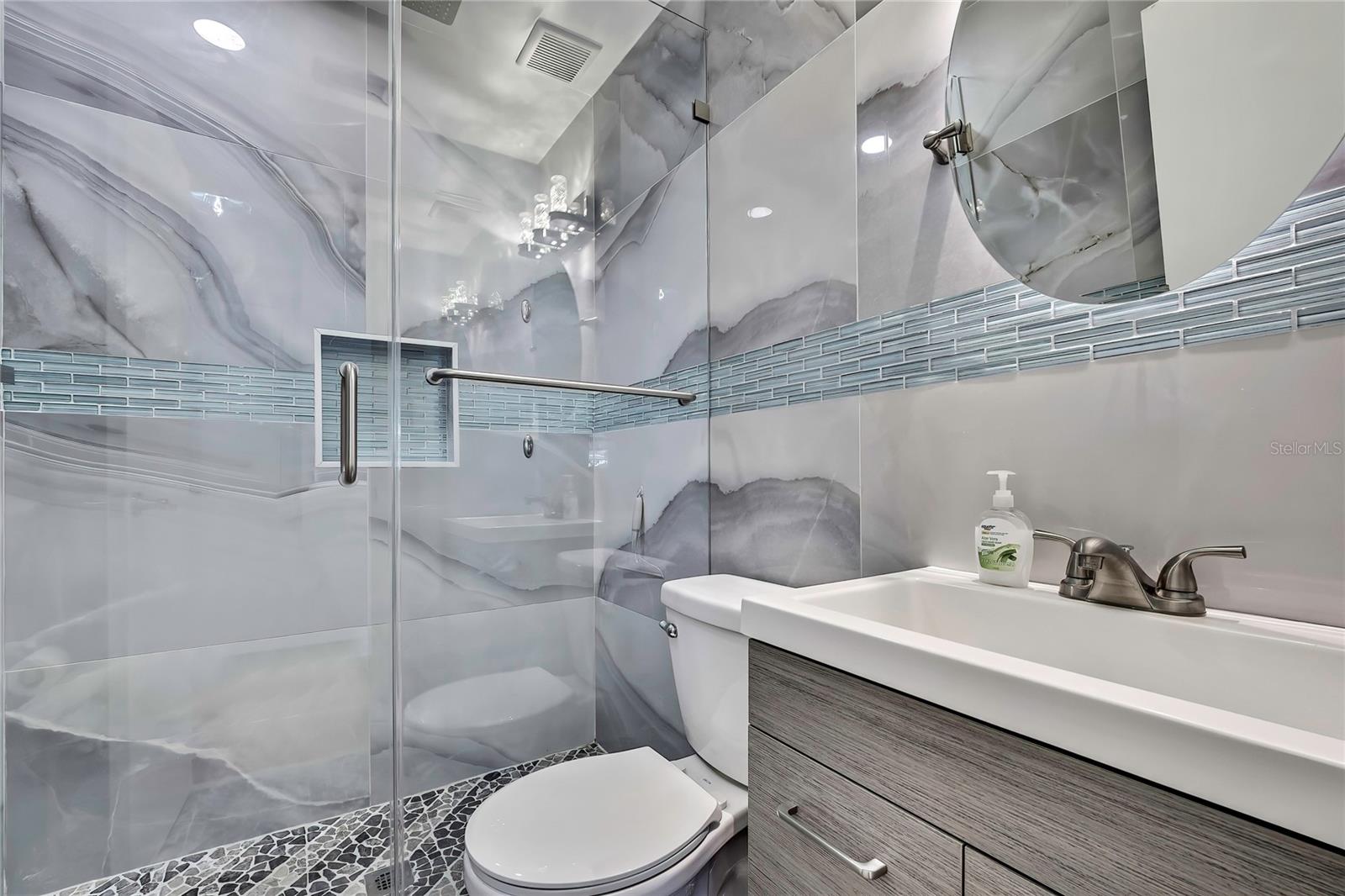 1322 W KNOLLWOOD ST, TAMPA, FL, 33604