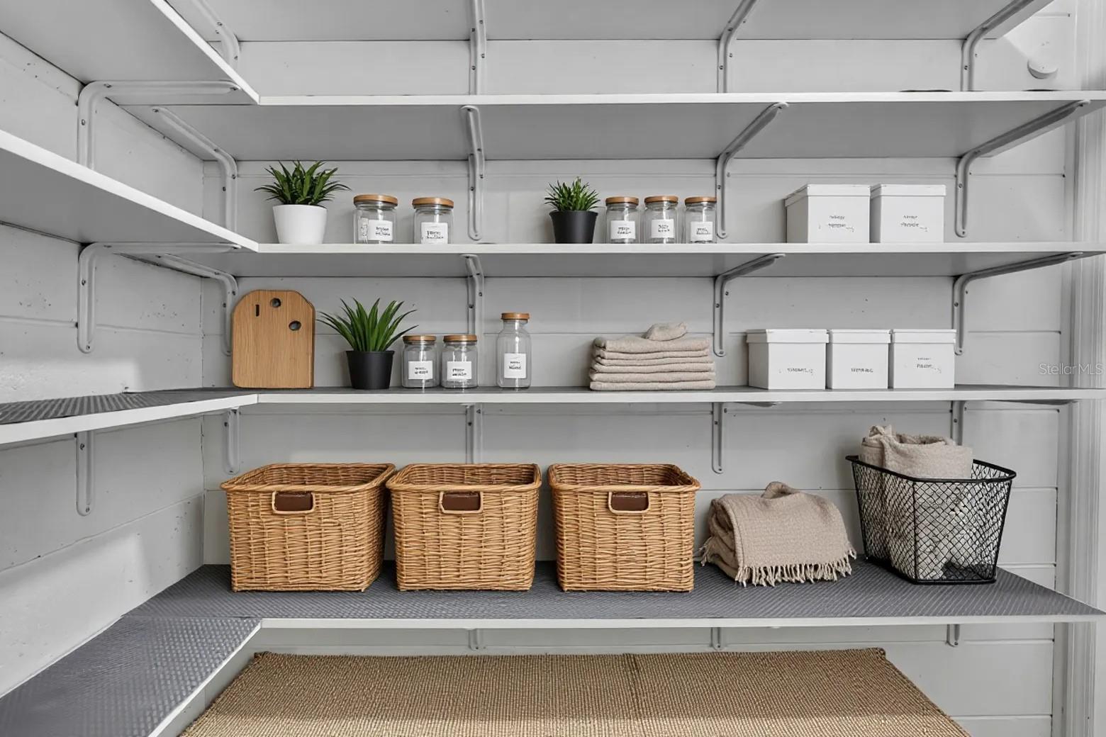 1322 W KNOLLWOOD ST, TAMPA, FL, 33604