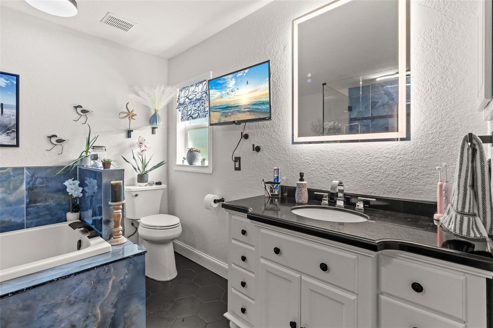 5537 MONTEGO LN, PORT CHARLOTTE, FL, 33981