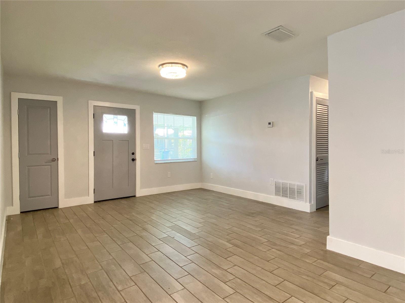 7312 PONDEROSA DR, TAMPA, FL, 33637