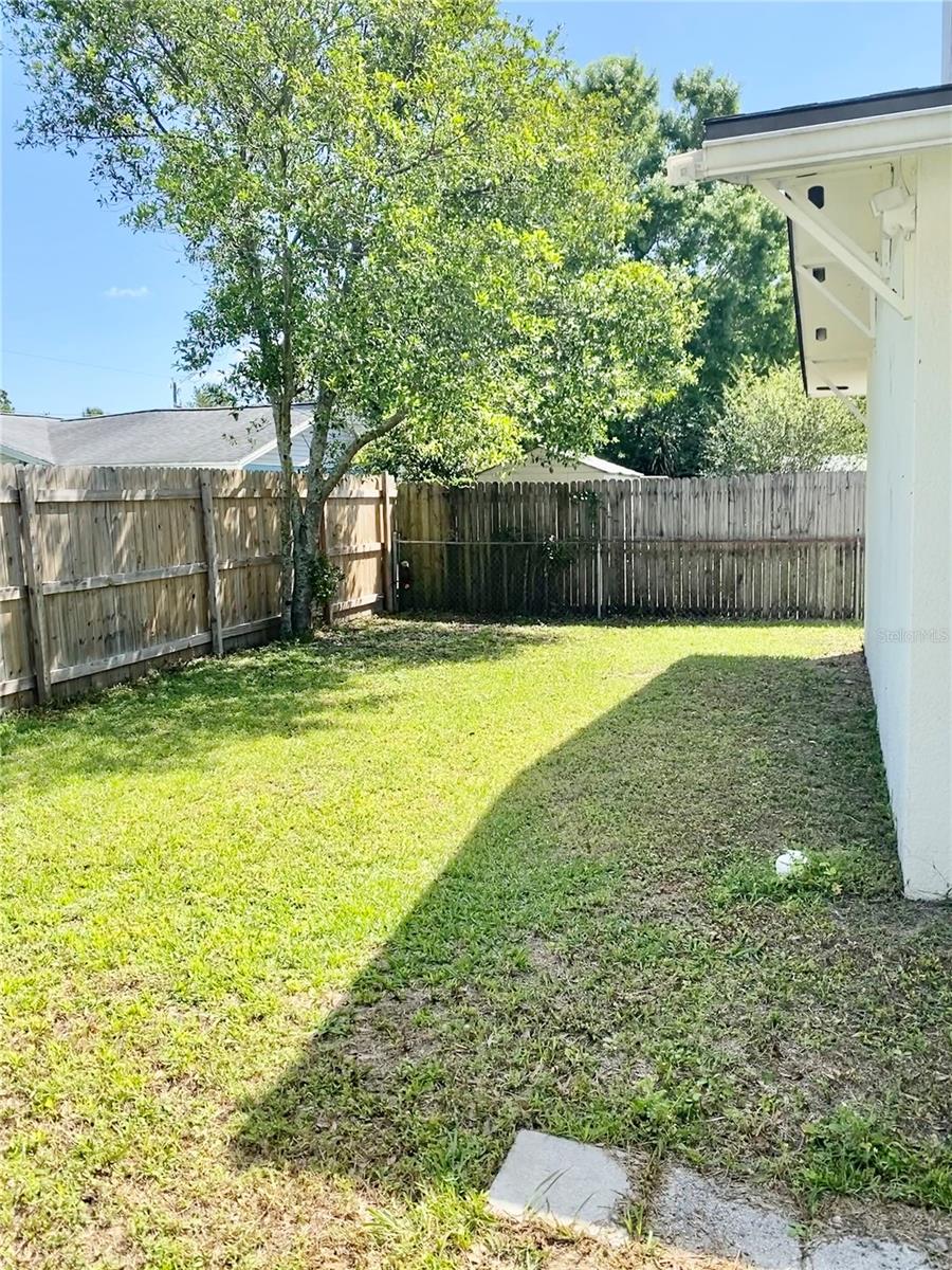 7312 PONDEROSA DR, TAMPA, FL, 33637