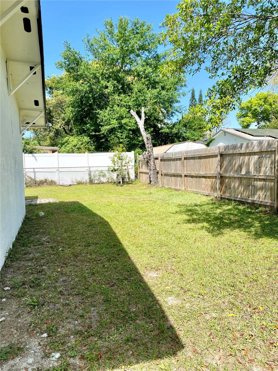 7312 PONDEROSA DR, TAMPA, FL, 33637