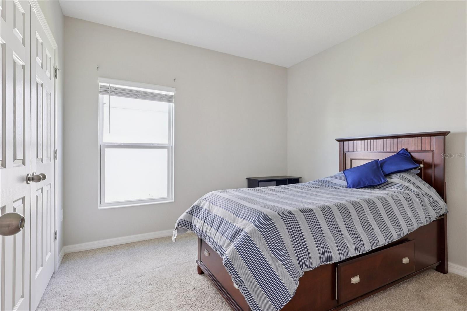 512 DARSHIRE AVE, EUSTIS, FL, 32736