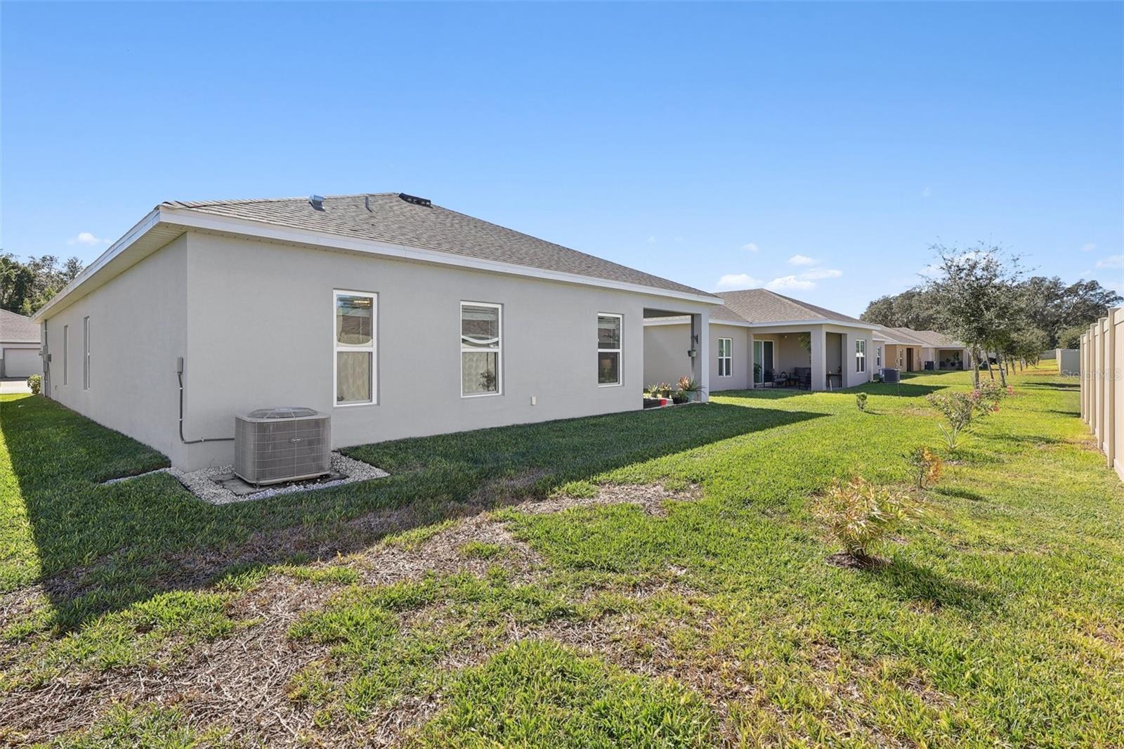 512 DARSHIRE AVE, EUSTIS, FL, 32736