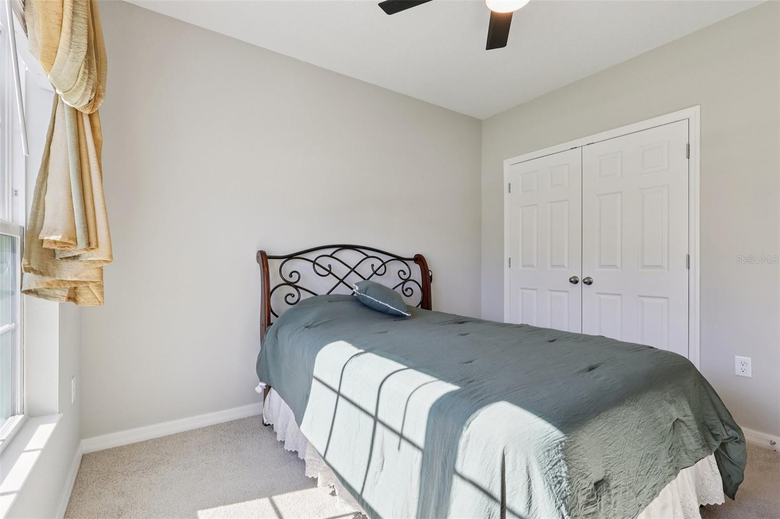 512 DARSHIRE AVE, EUSTIS, FL, 32736