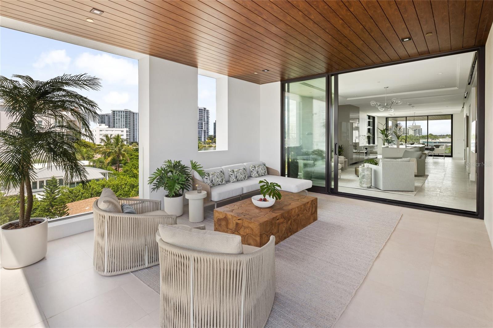 509 GOLDEN GATE PT #4, SARASOTA, FL, 34236