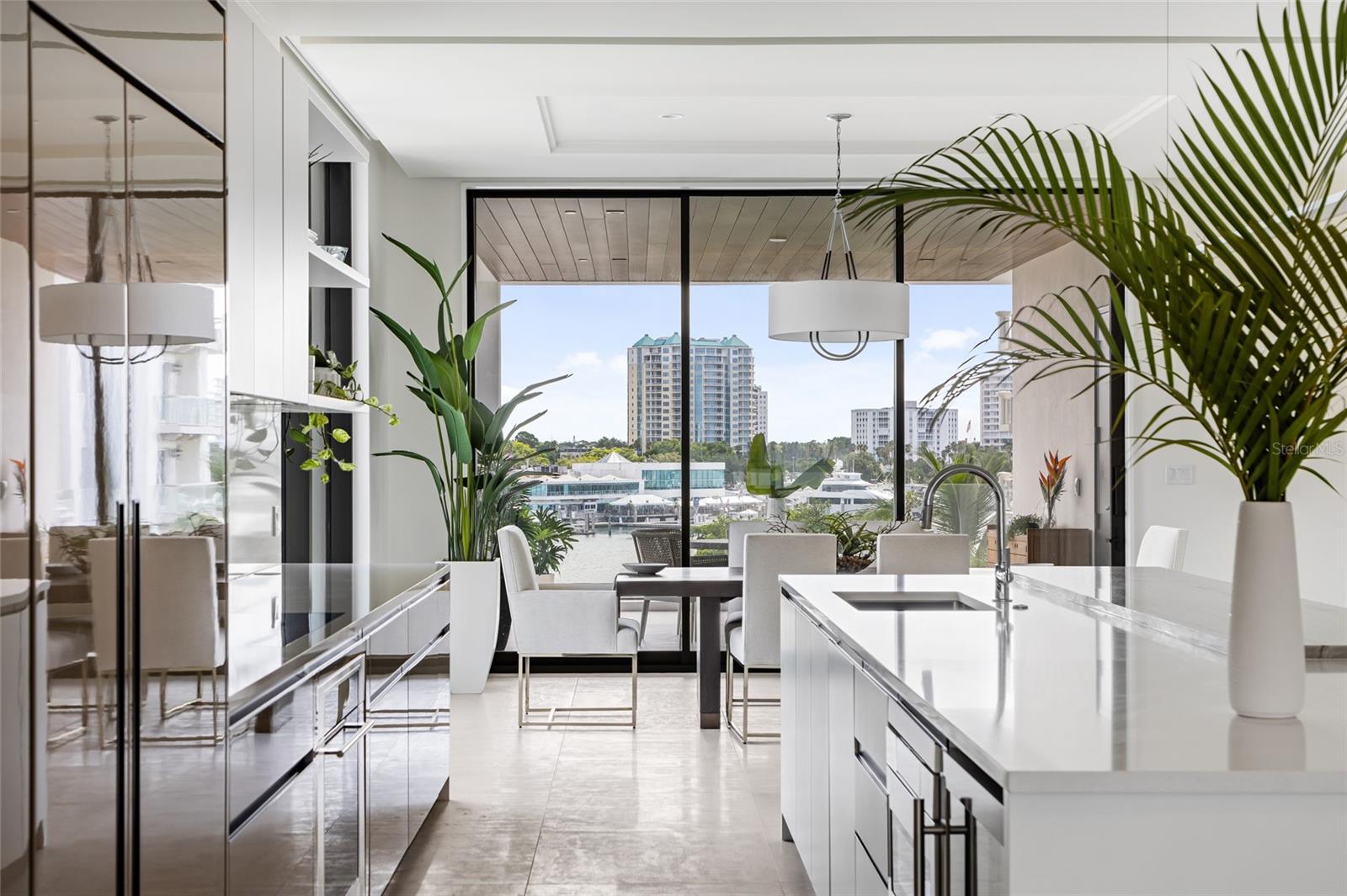 509 GOLDEN GATE PT #4, SARASOTA, FL, 34236