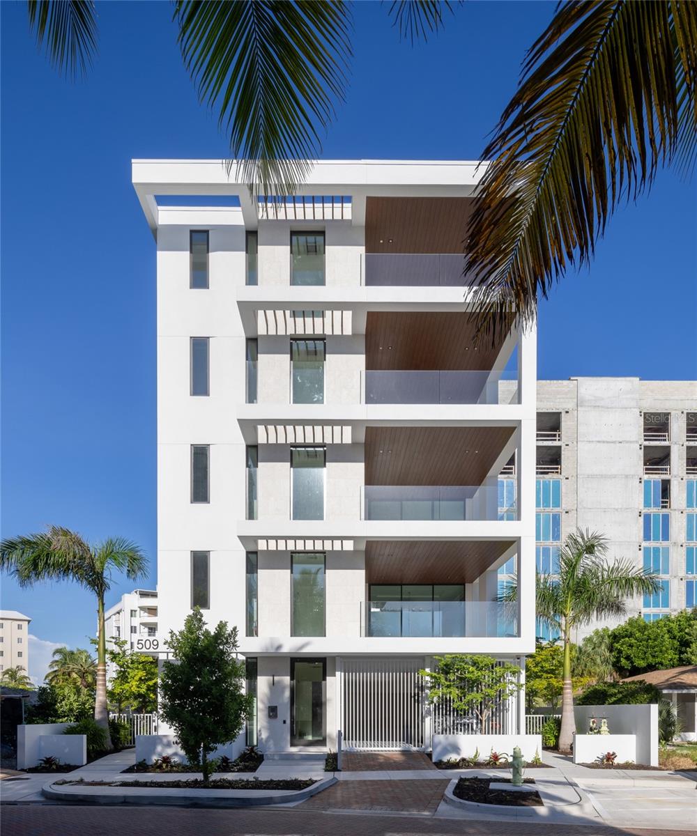509 GOLDEN GATE PT #4, SARASOTA, FL, 34236