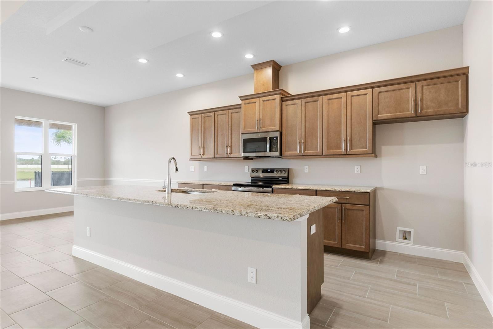 77 DEL PALMA DR, PALM COAST, FL, 32137