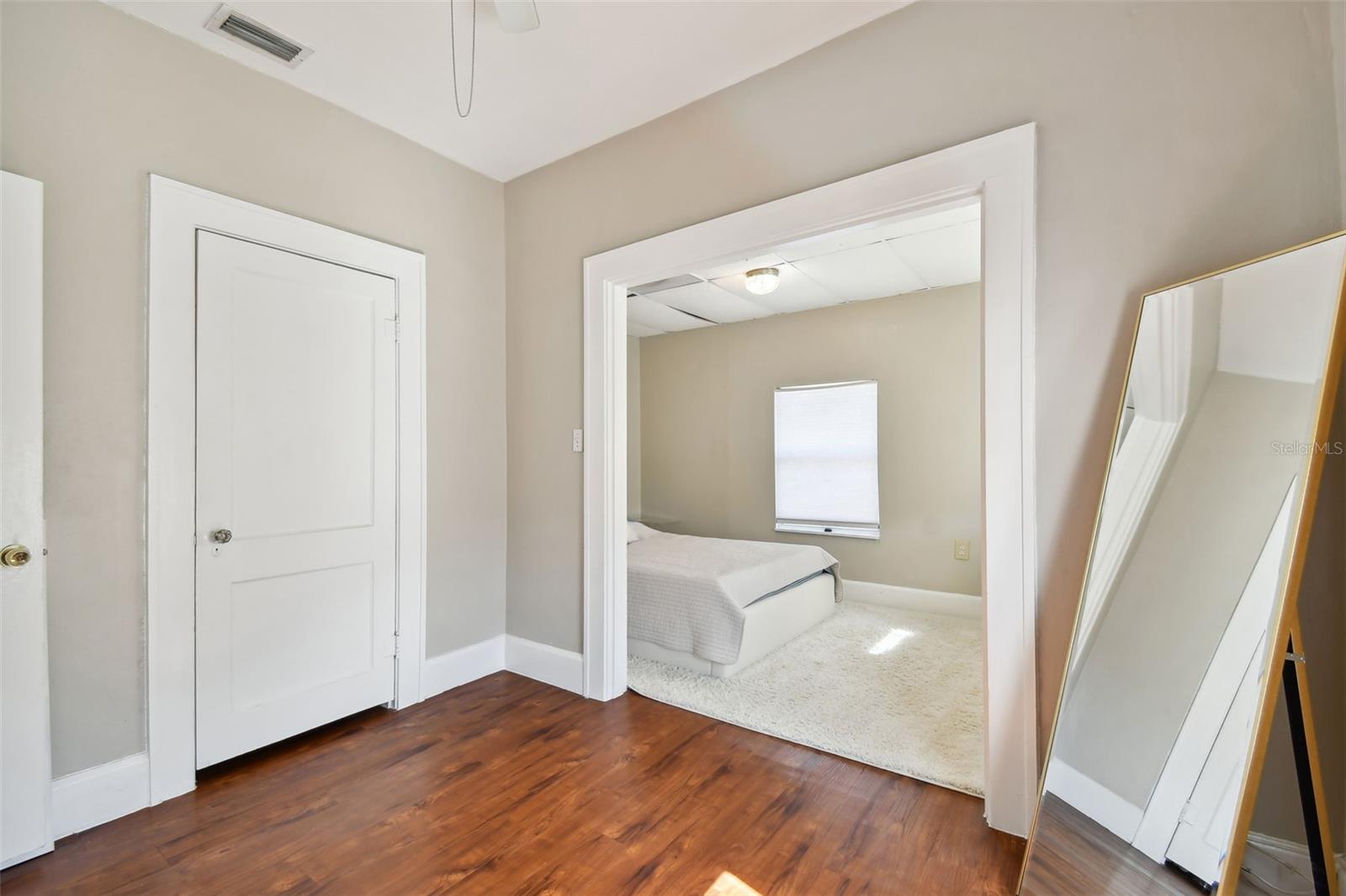 2445 2ND AVE N #4, ST PETERSBURG, FL, 33713