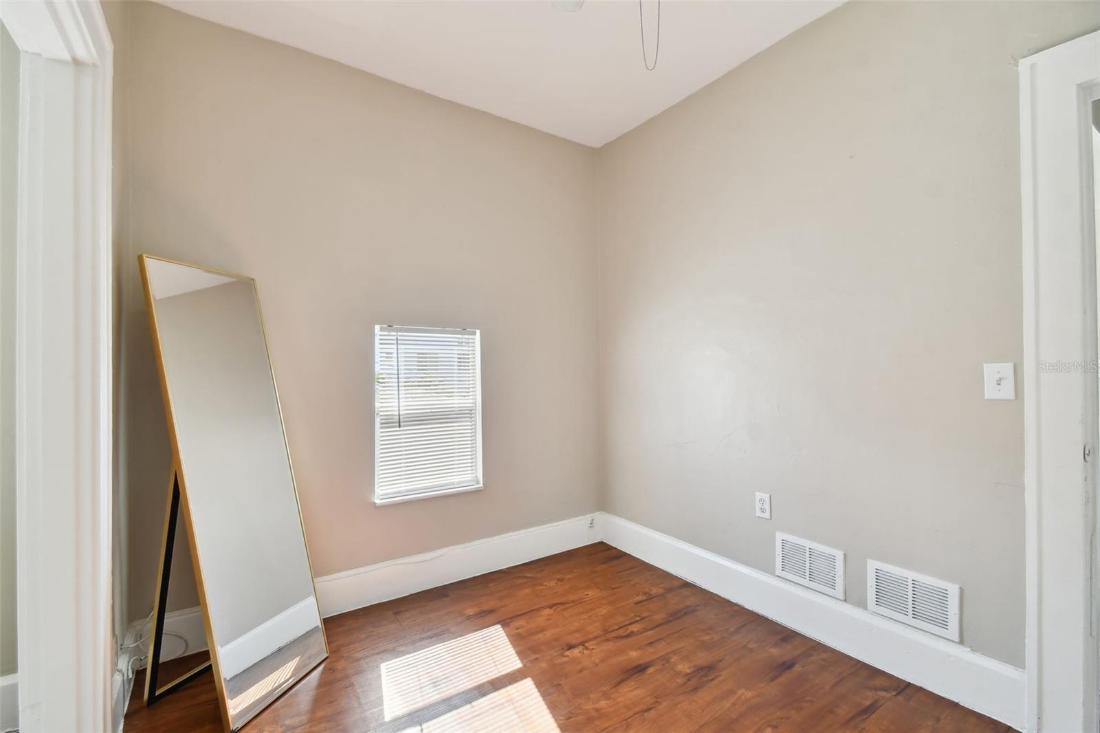 2445 2ND AVE N #4, ST PETERSBURG, FL, 33713