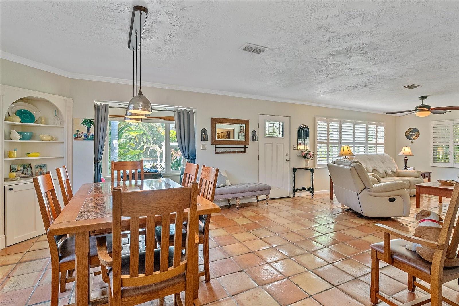 2210 8TH AVE W, BRADENTON, FL, 34205