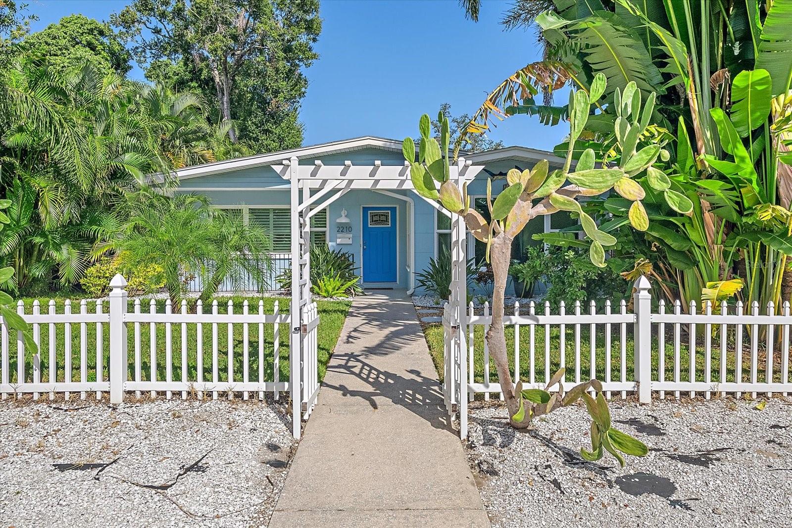 2210 8TH AVE W, BRADENTON, FL, 34205