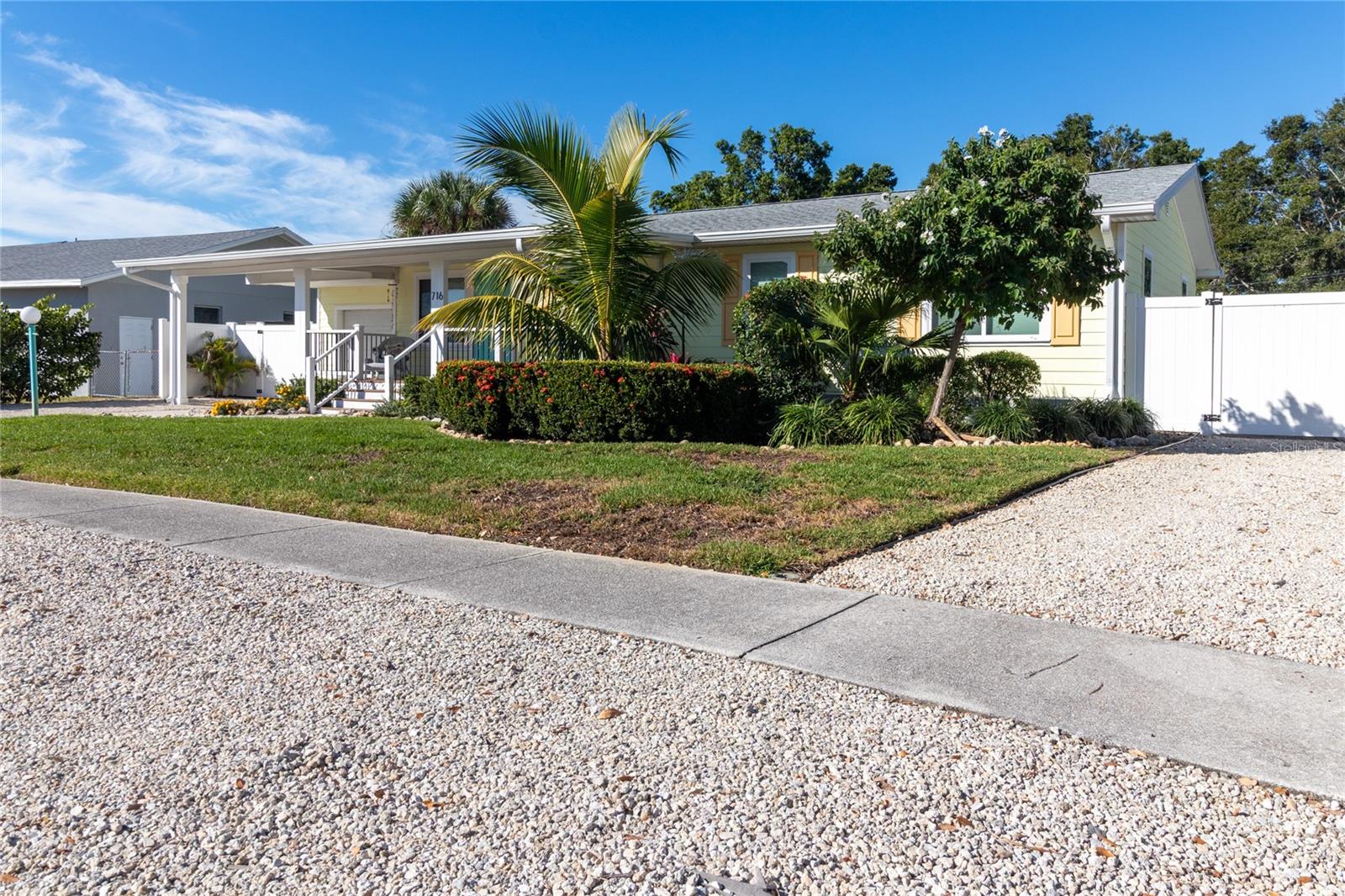 716 FONTANA LN, BRADENTON, FL, 34209