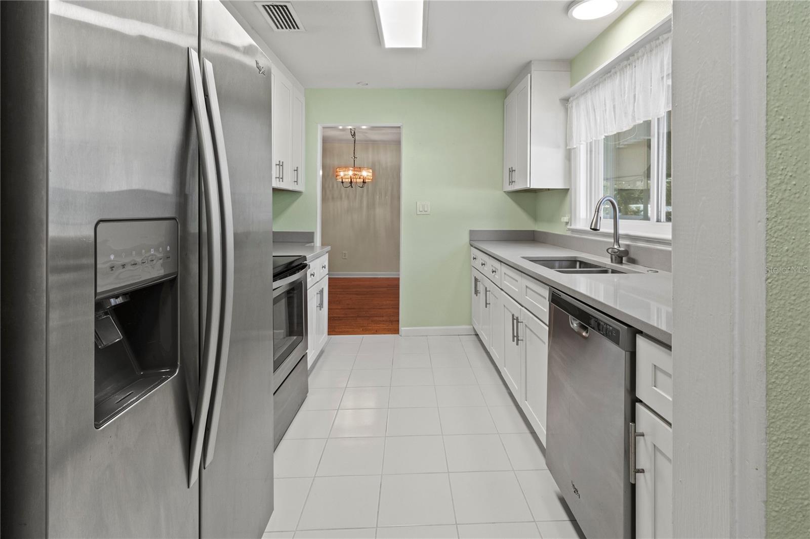 716 FONTANA LN, BRADENTON, FL, 34209