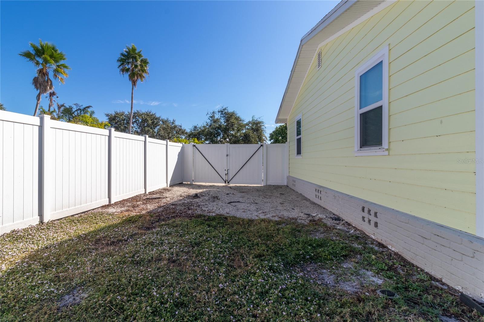 716 FONTANA LN, BRADENTON, FL, 34209