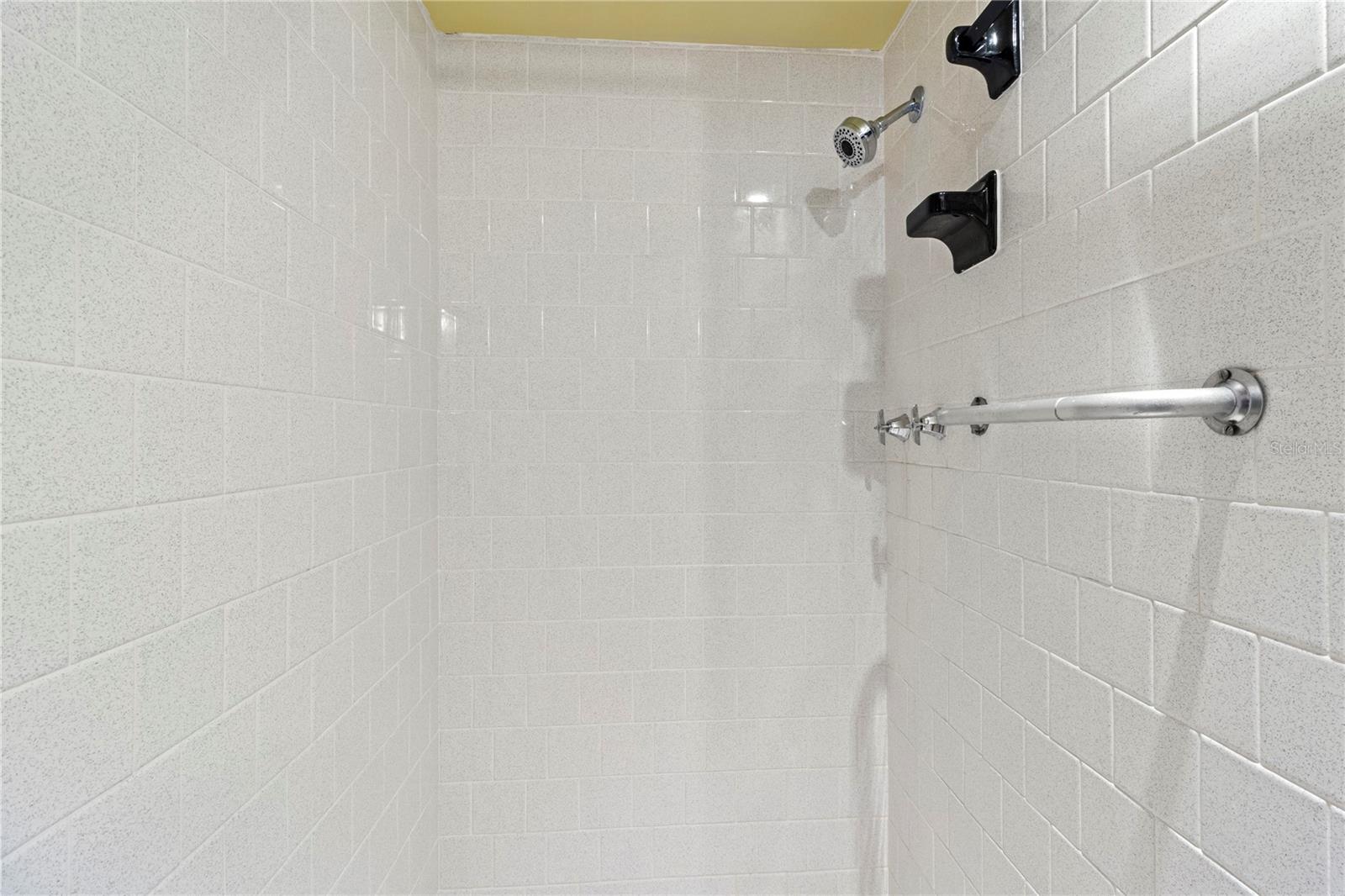 716 FONTANA LN, BRADENTON, FL, 34209