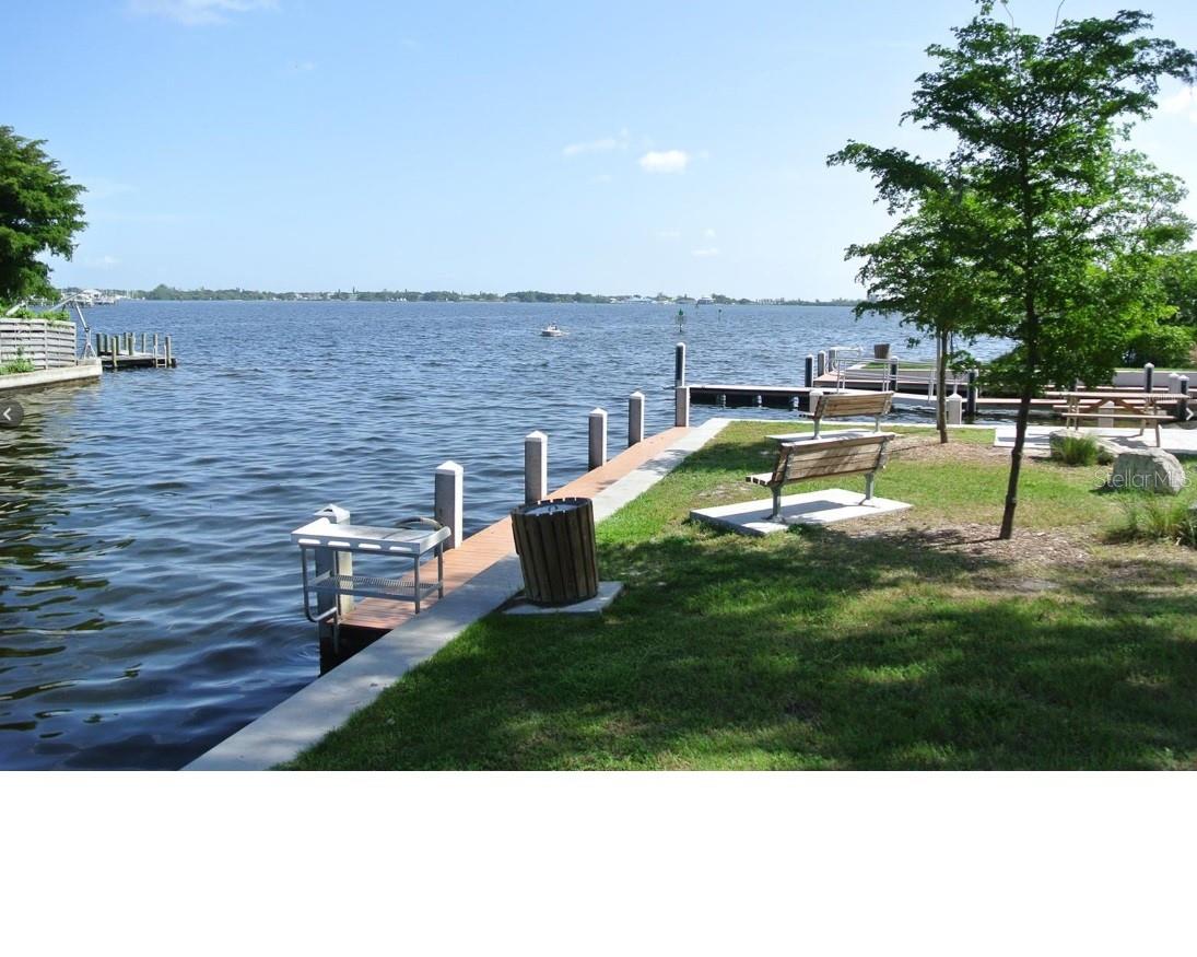 716 FONTANA LN, BRADENTON, FL, 34209