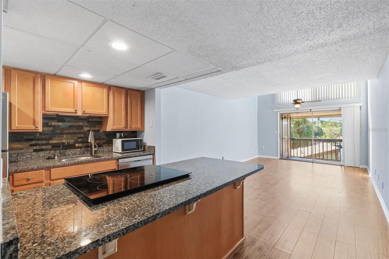 6321 NEWTOWN CIR #21B7, TAMPA, FL, 33615