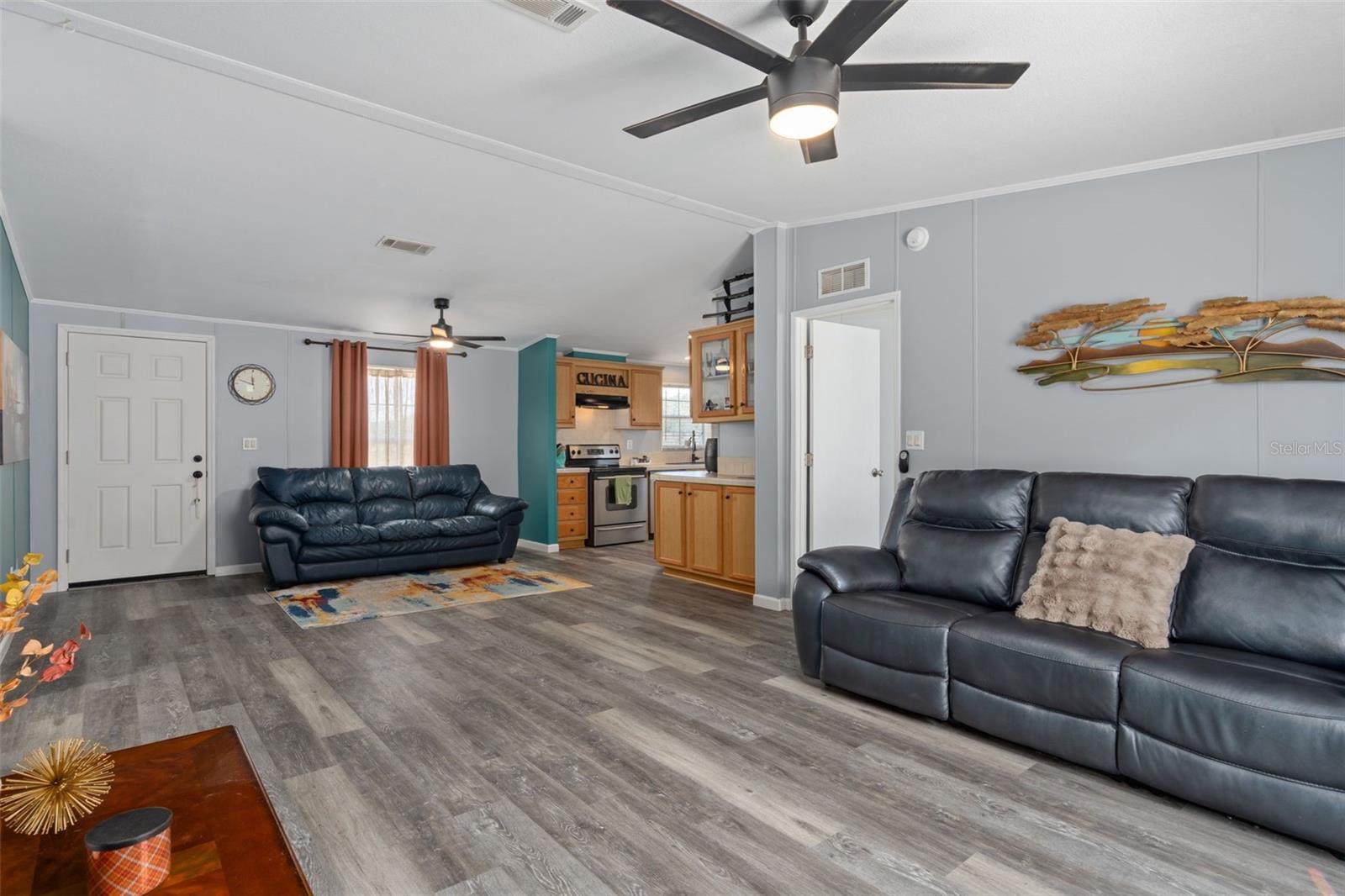 895 CR 542E, BUSHNELL, FL, 33513