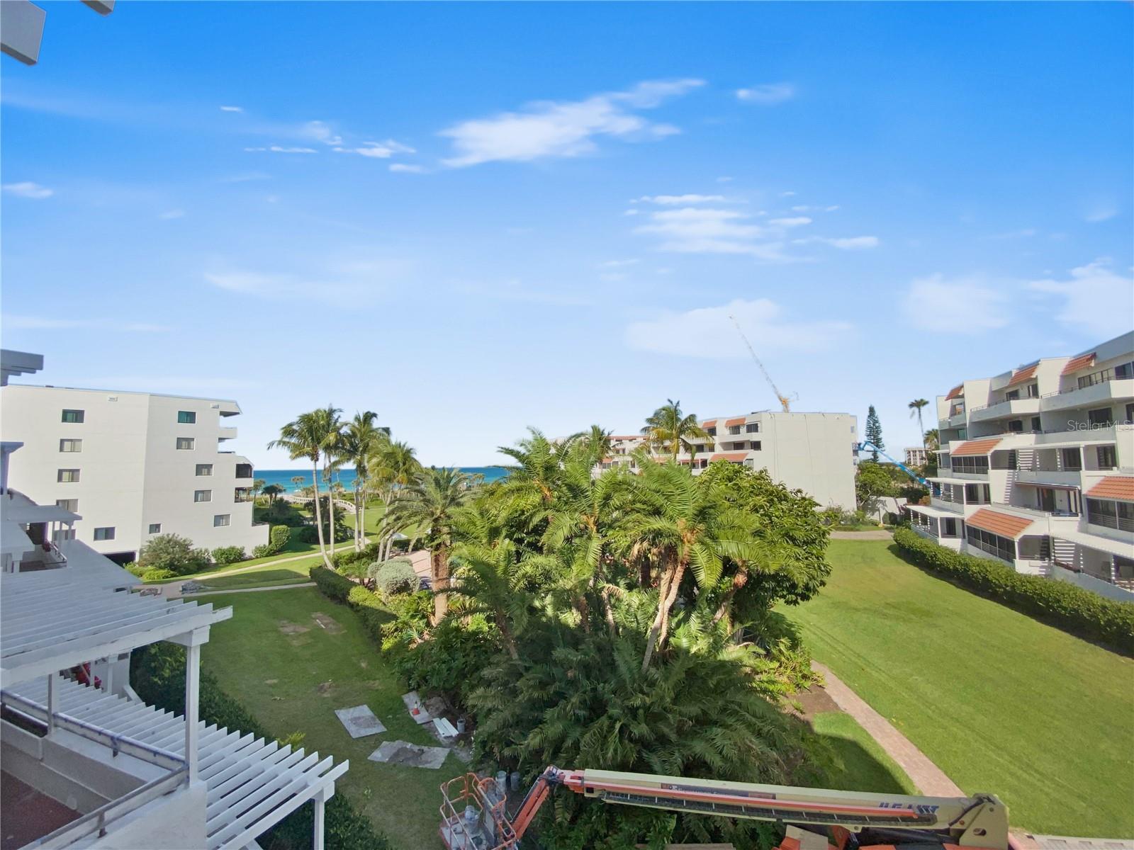 1445 GULF OF MEXICO DR #305, LONGBOAT KEY, FL, 34228