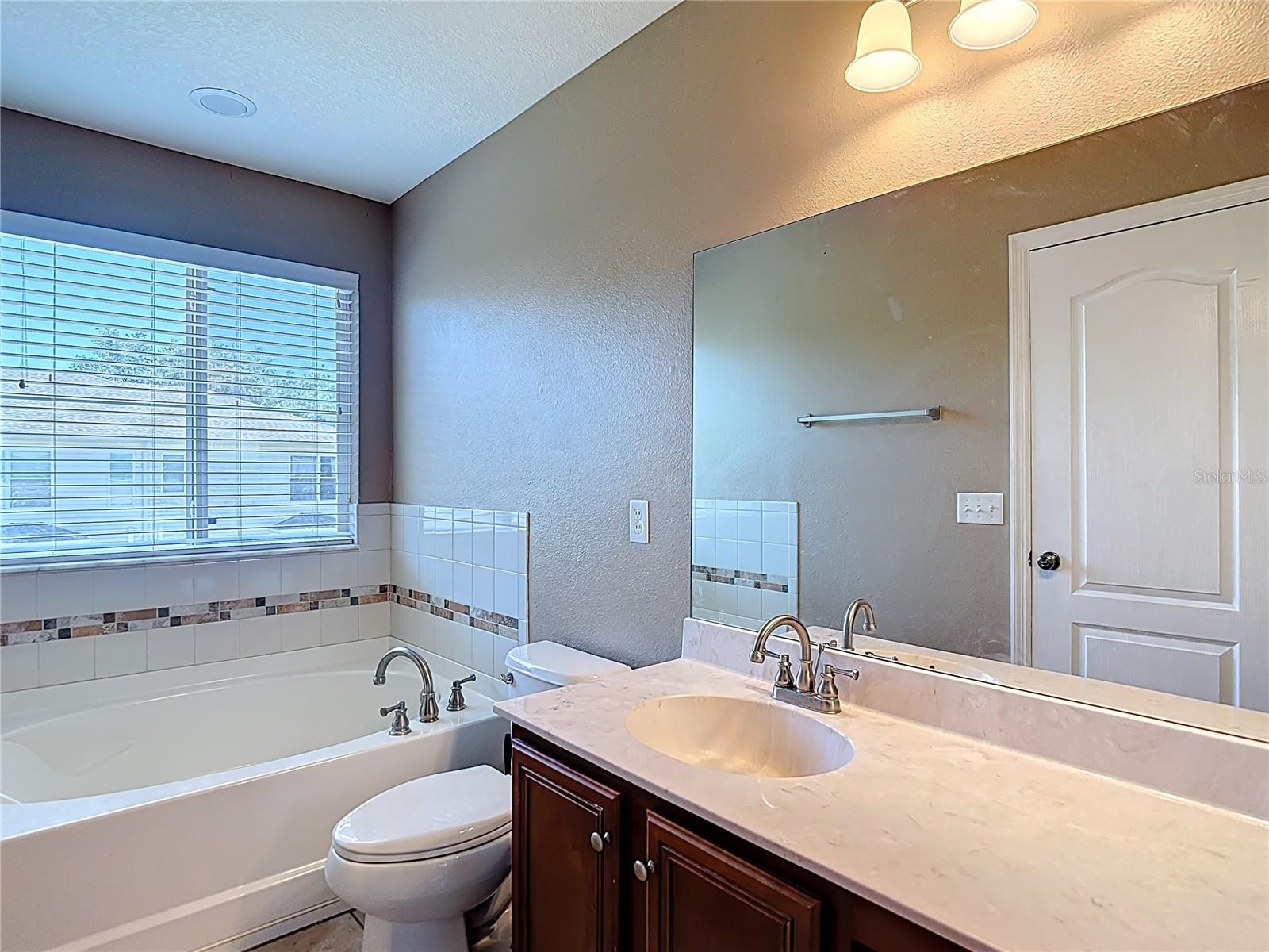 4510 LIMERICK DR, TAMPA, FL, 33610