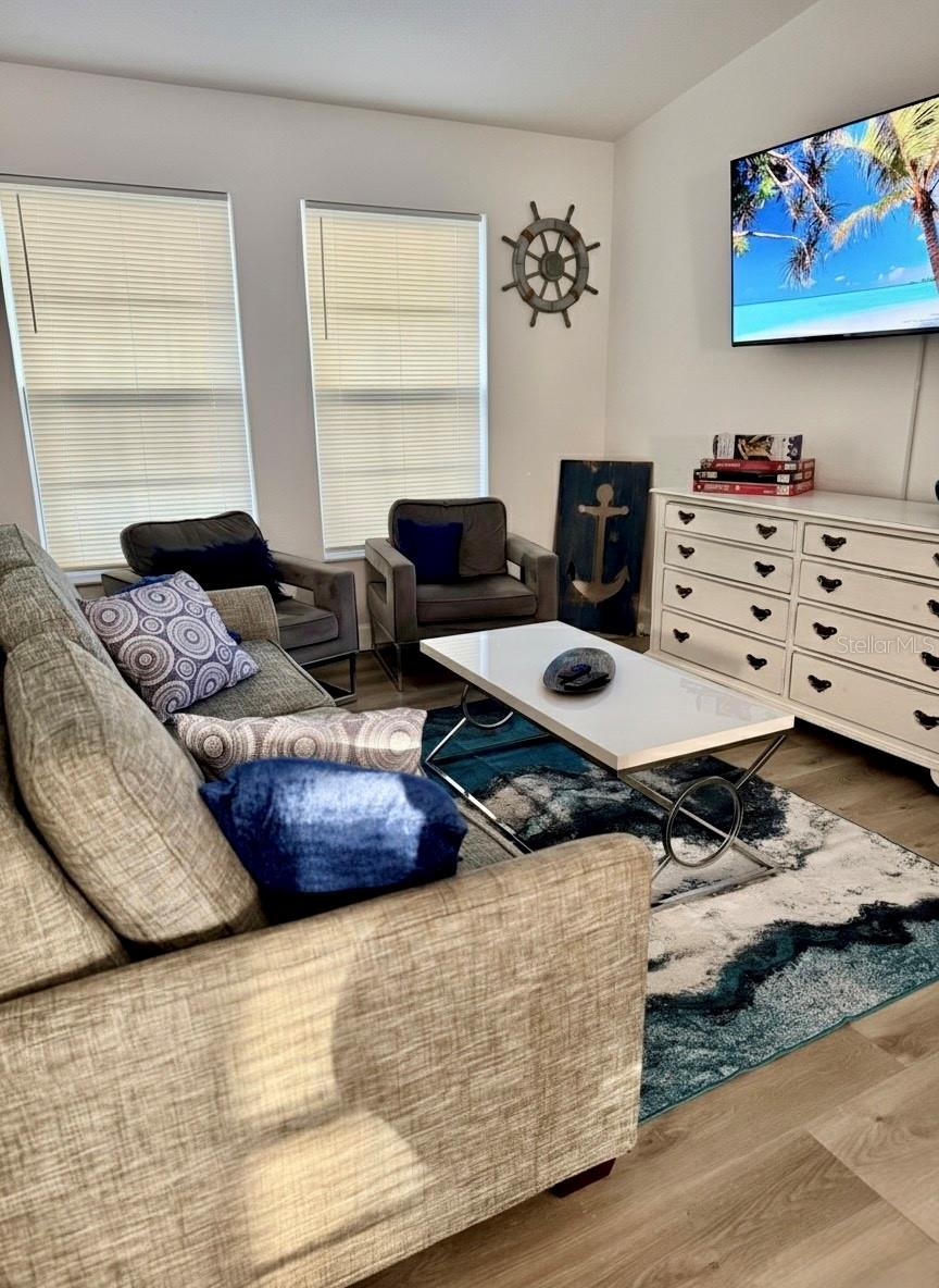 6320 CEDAR ST NE, ST PETERSBURG, FL, 33702