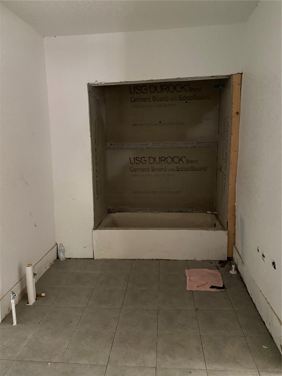 2888 S SANFORD AVE, SANFORD, FL, 32773