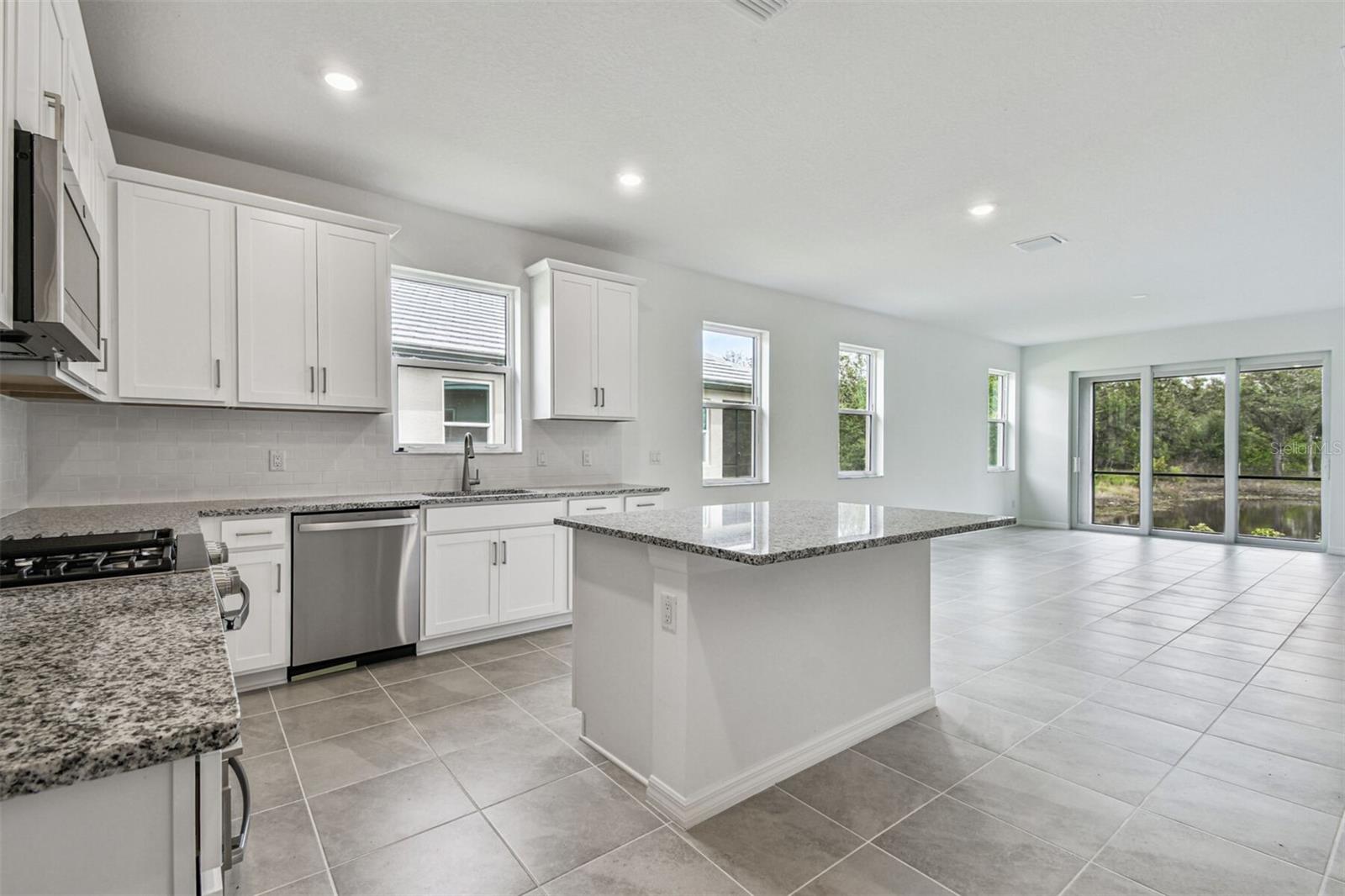 18076 CHERISHED LOOP, LAKEWOOD RANCH, FL, 34211