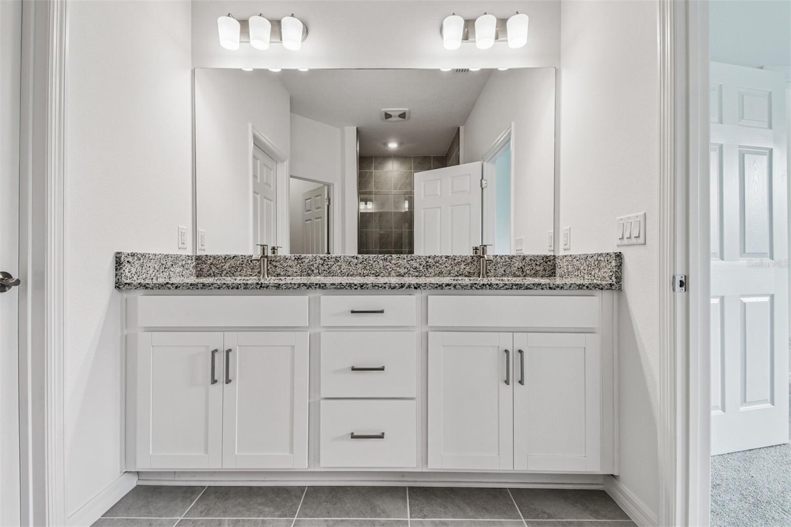 18076 CHERISHED LOOP, LAKEWOOD RANCH, FL, 34211