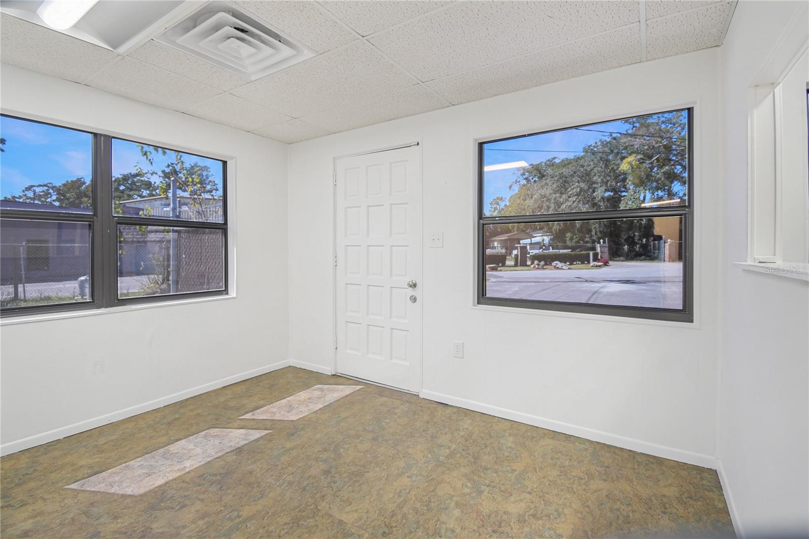 1873 EVERLEE RD, JACKSONVILLE, FL, 32216