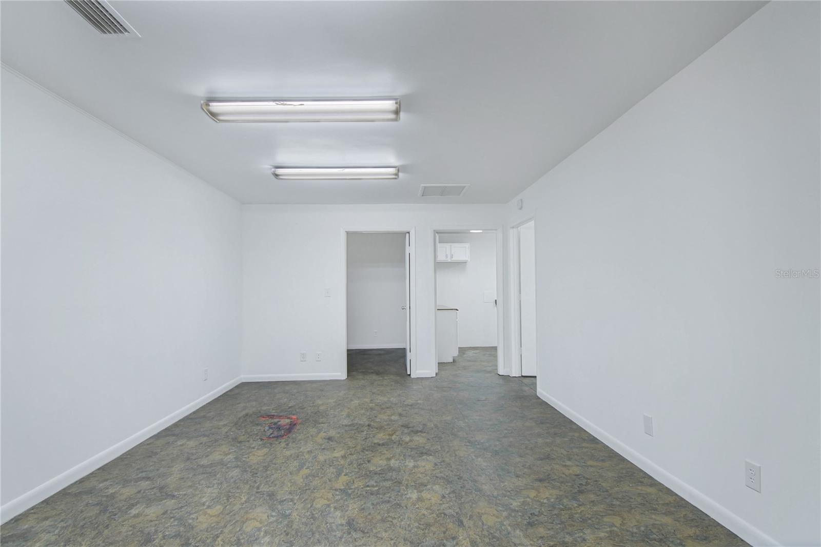 1873 EVERLEE RD, JACKSONVILLE, FL, 32216