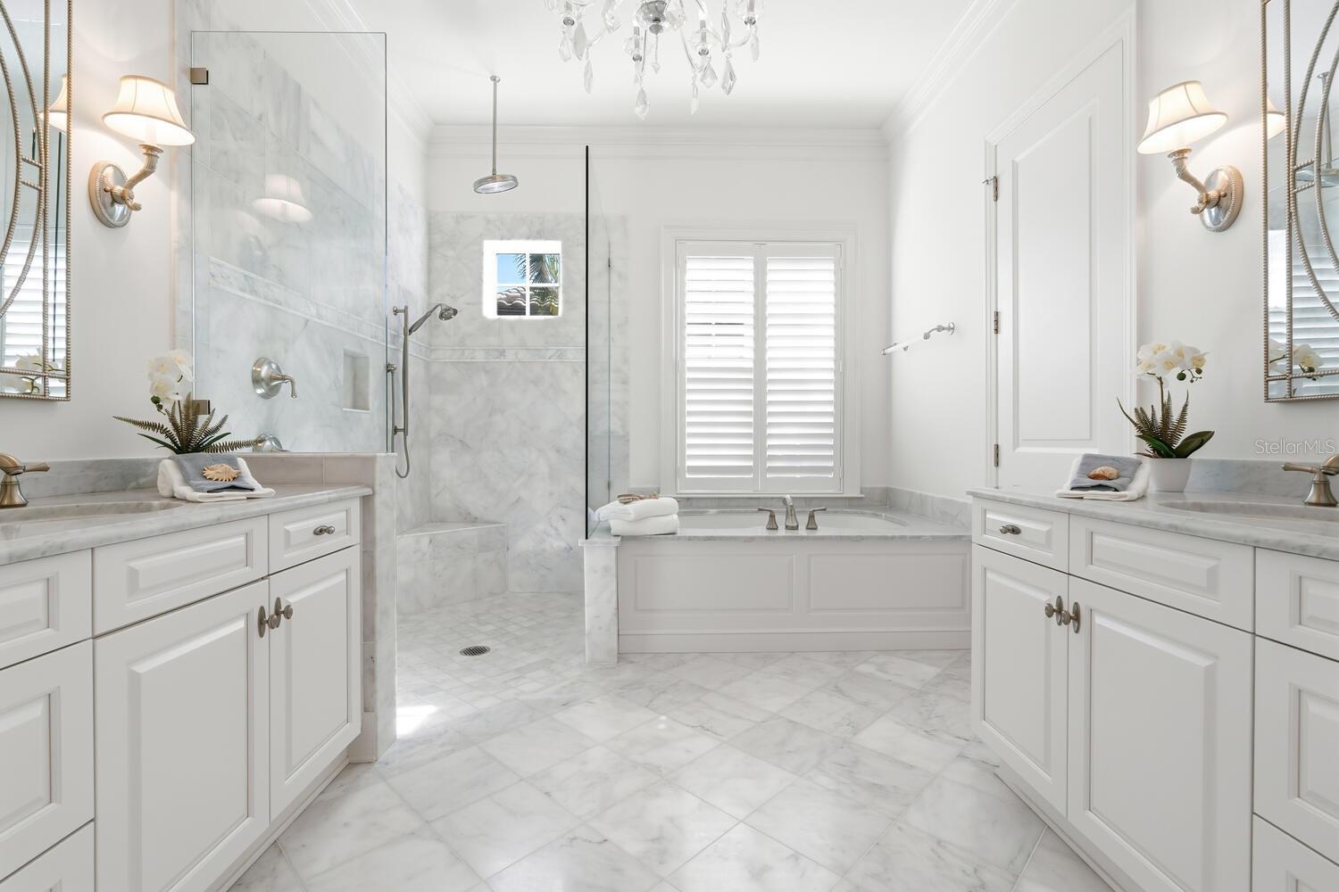 A4671218 Property Photo