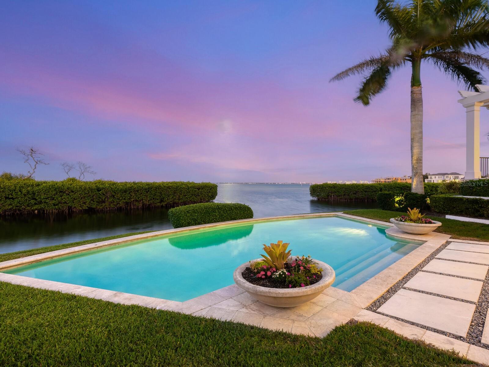 A4671218 Property Photo