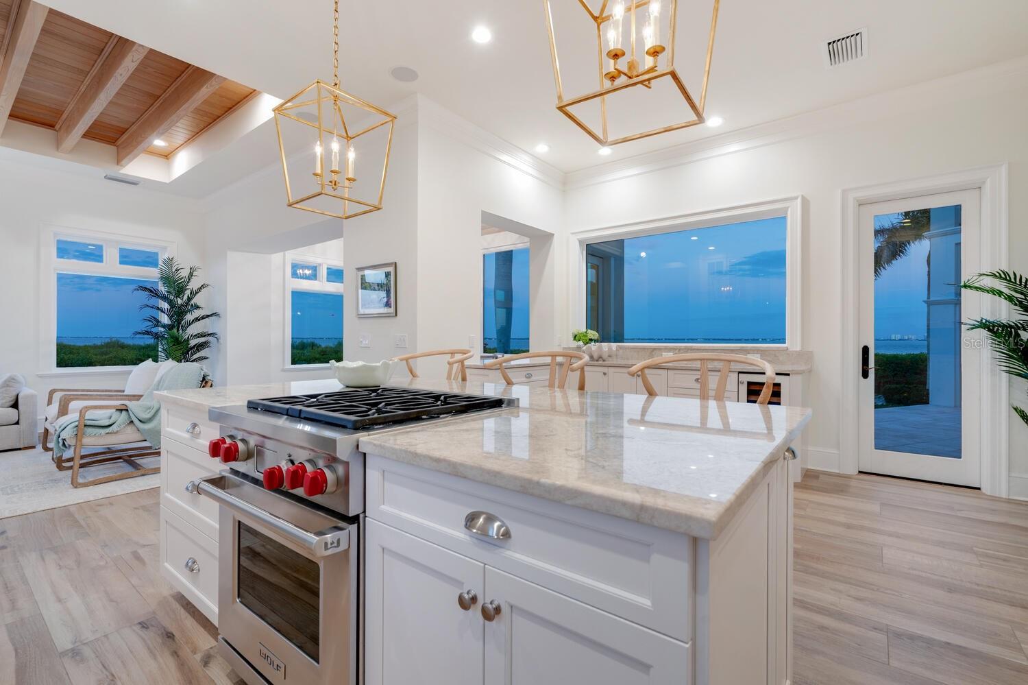 A4671218 Property Photo