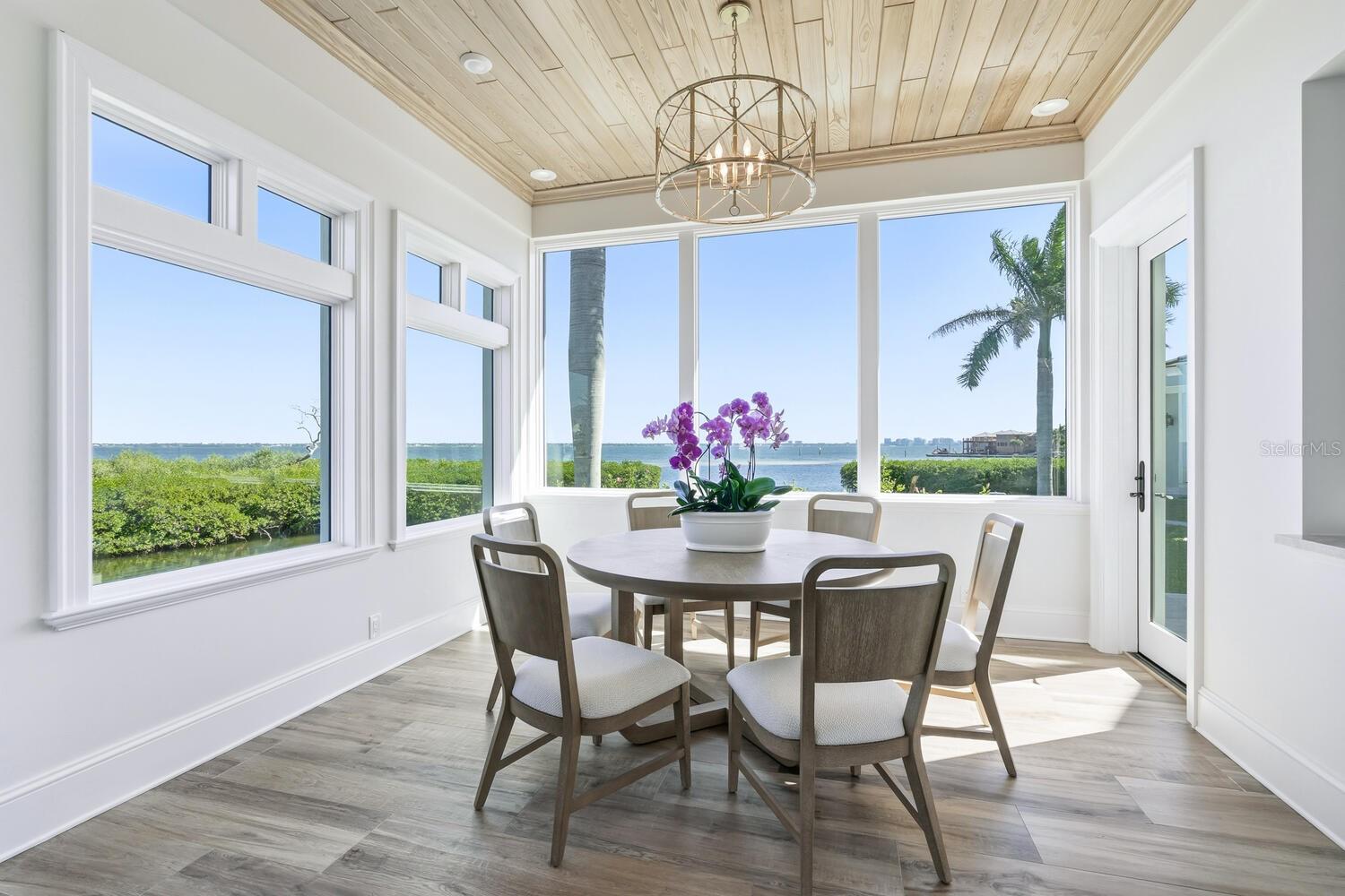 A4671218 Property Photo