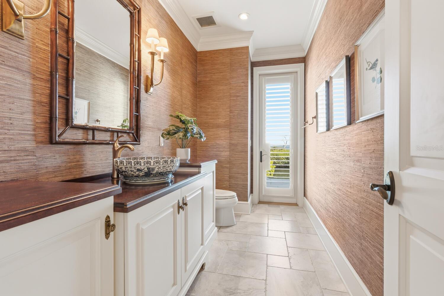 A4671218 Property Photo