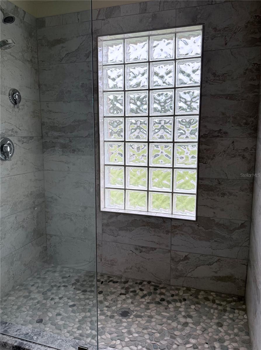 6221 6TH AVE N, ST PETERSBURG, FL, 33710