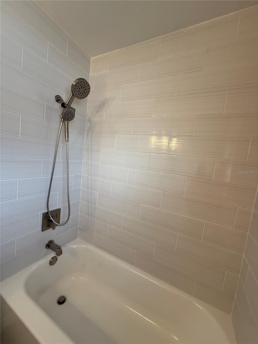 6221 6TH AVE N, ST PETERSBURG, FL, 33710