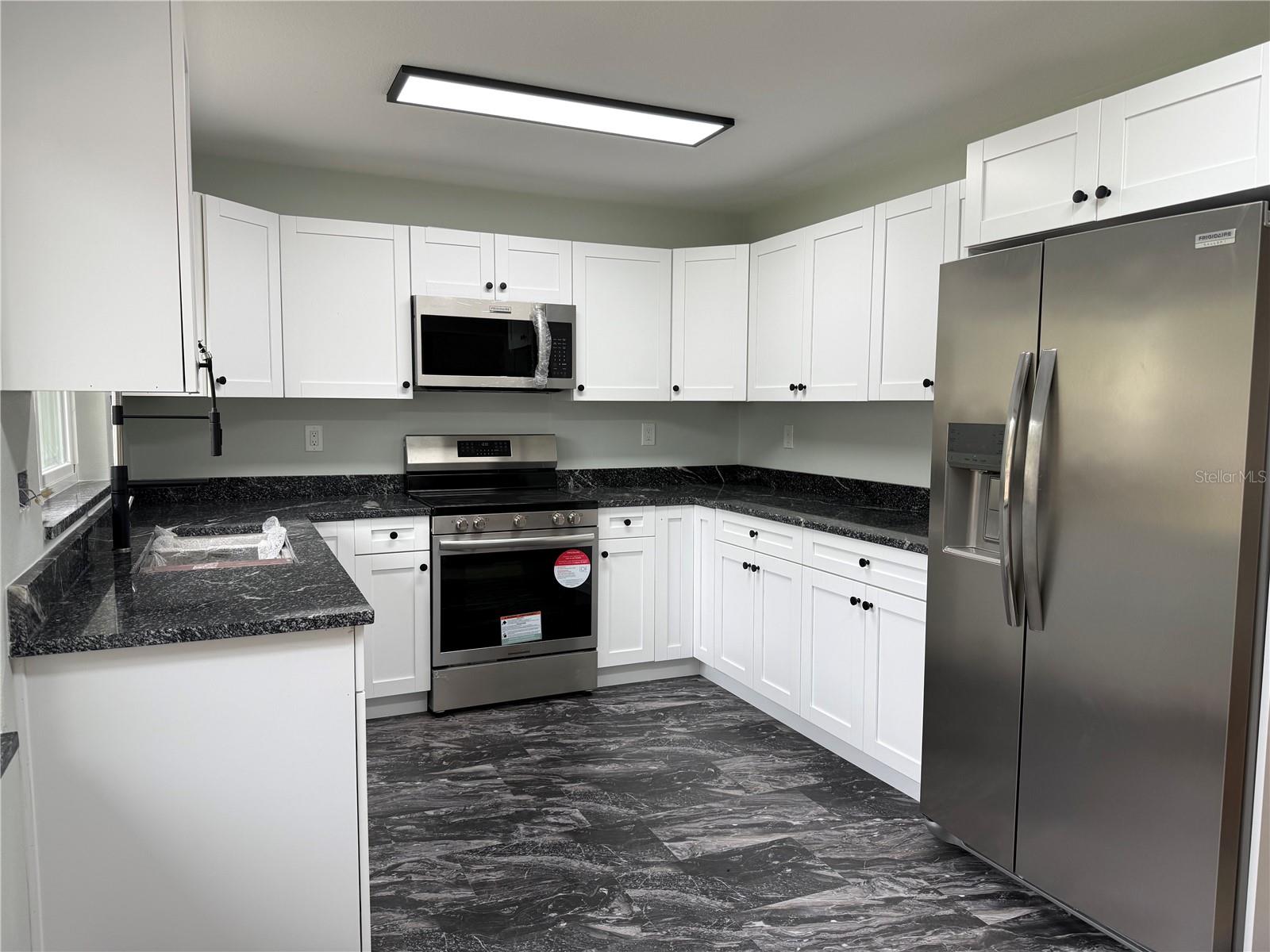 6221 6TH AVE N, ST PETERSBURG, FL, 33710