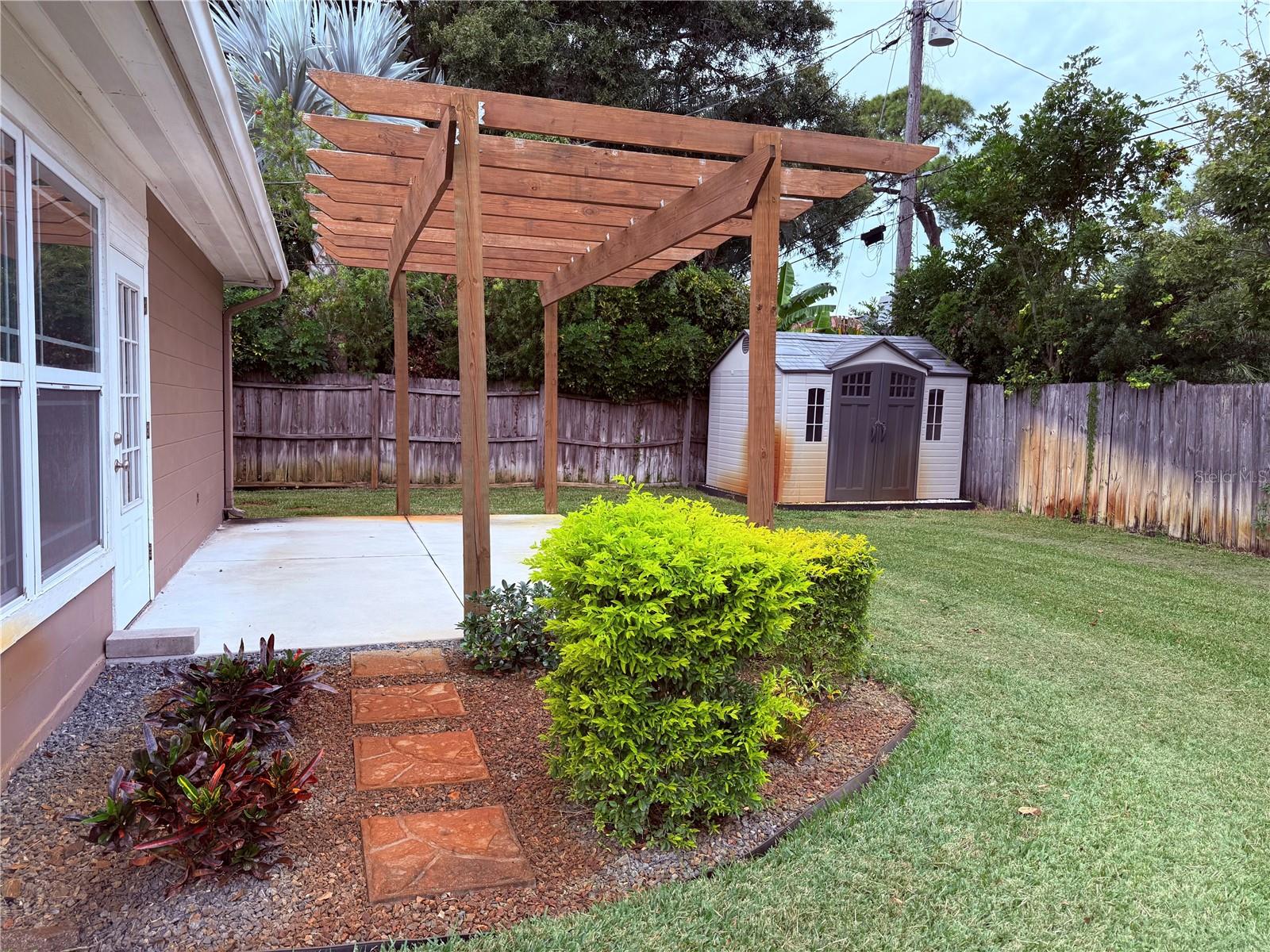 6221 6TH AVE N, ST PETERSBURG, FL, 33710