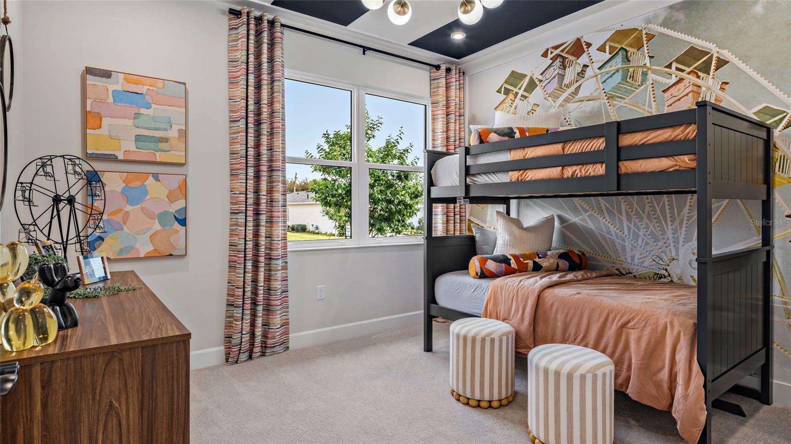 557 HAMMOCK OAKS BLVD, LADY LAKE, FL, 32159